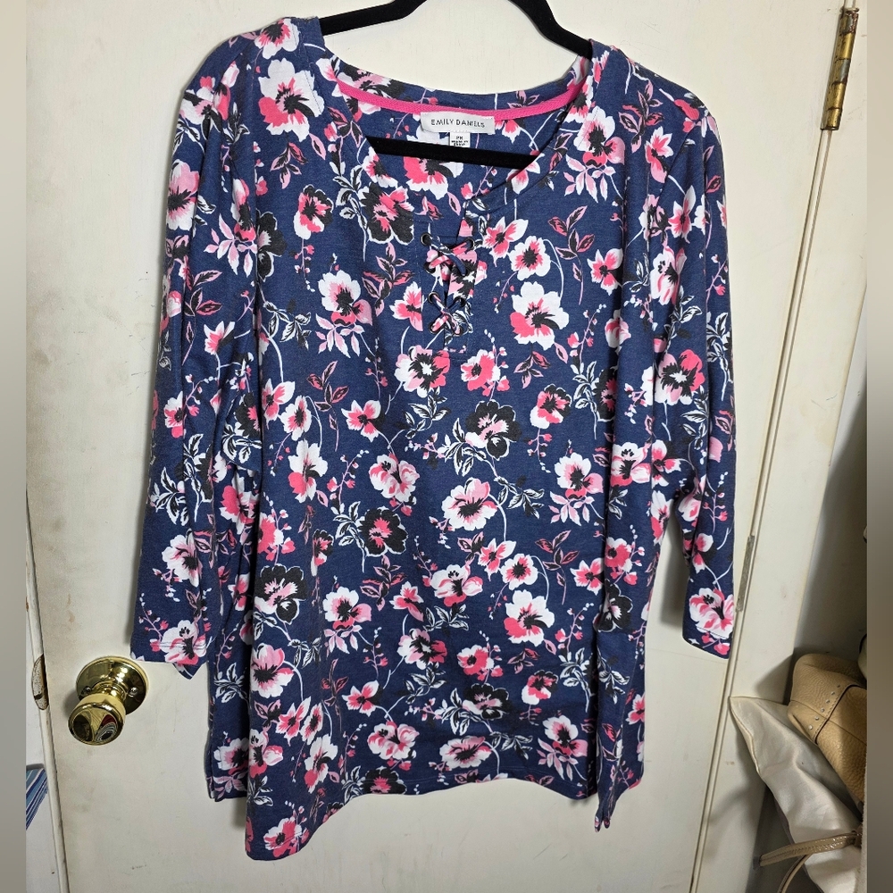 Emily Daniels Blue Pink Floral 3/4 Sleeve Plus Size 2X Top